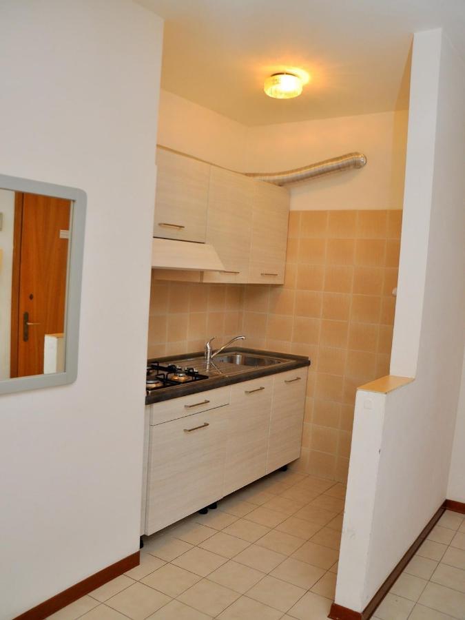 Nice Apartment With Terrace Next To The Sea Bibione Buitenkant foto